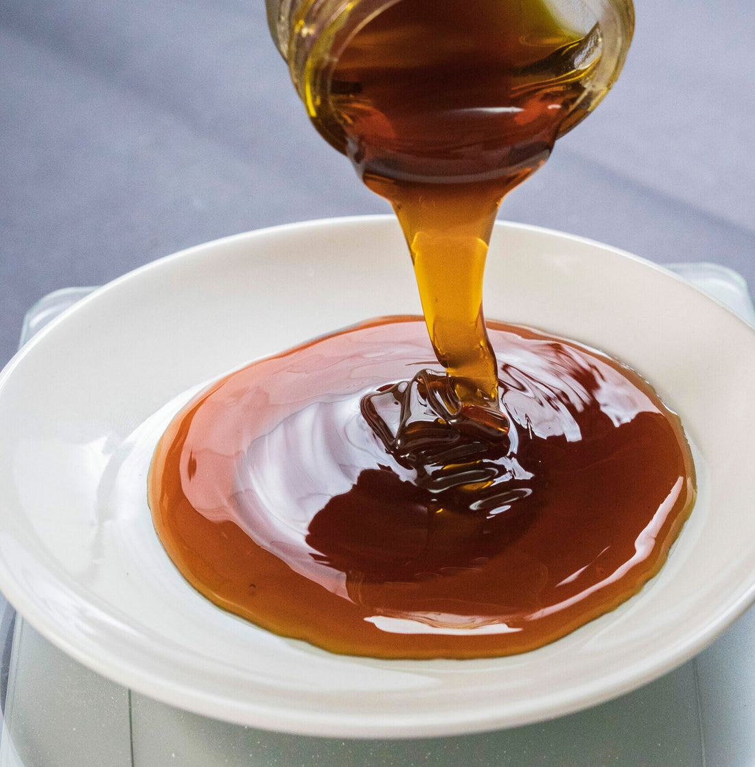 Lecitina de Soya en el Chocolate Industrial: ¿Por Qué Es Tan Controversial?